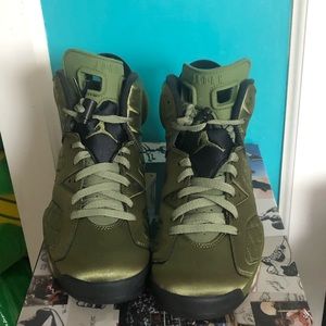 Jordan 6,  size 8 GREAT CONDITION WORN 1x